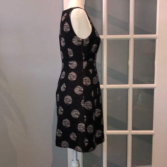 BR Fit ‘n Flare Dress - Picture 3 of 7